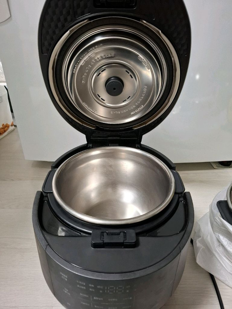 쿠첸 121 마스터 플러스 IH 10인용 밥솥 (스텐, 스테인리스 내솥2개) 이미지