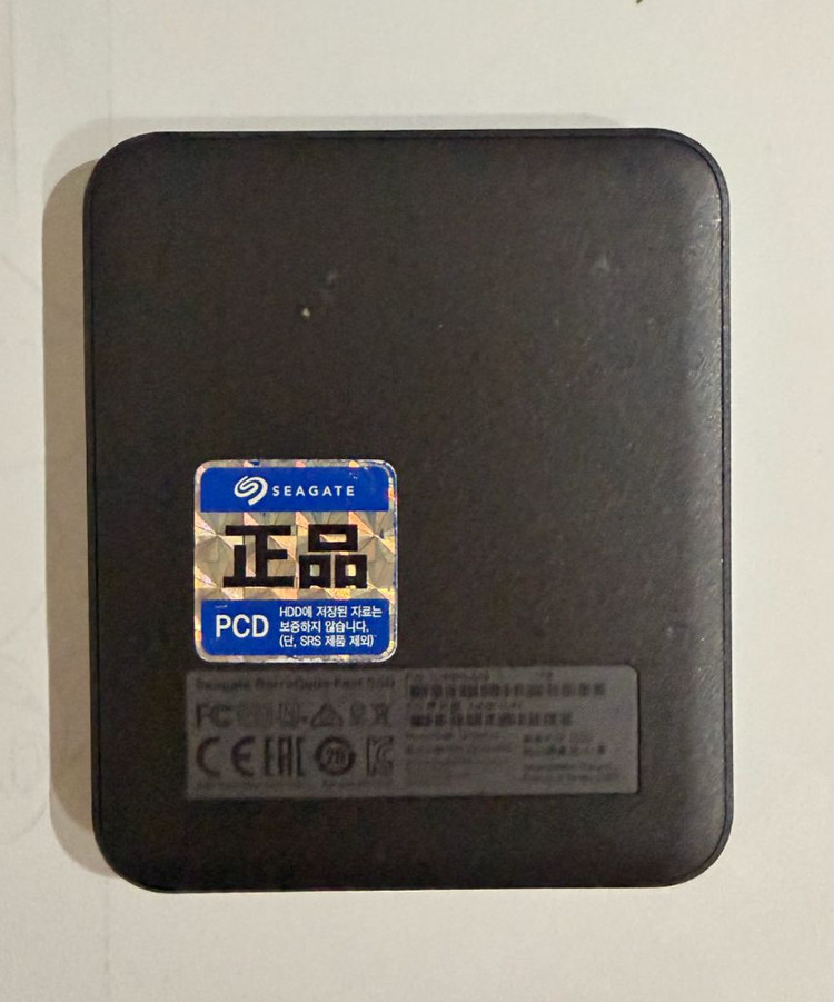 씨게이트 바라쿠다 Fast SSD 1TB 외장하드 이미지