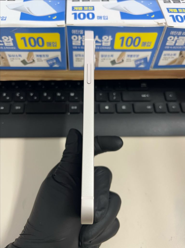 아이폰12 64G 화이트 SSS급!--4