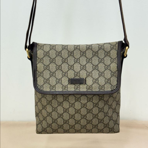 구찌 GG 수프림 메신져백