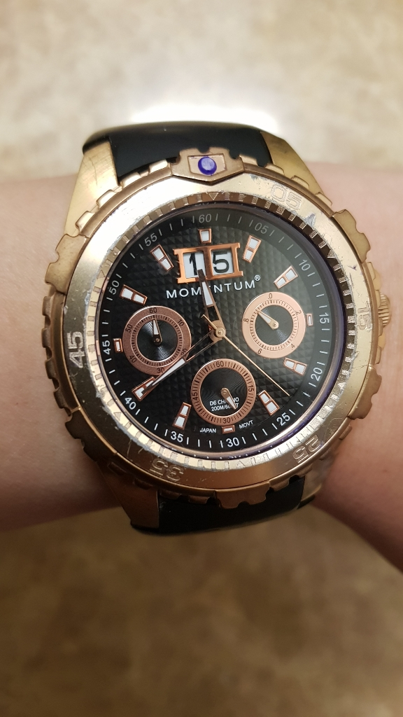 모멘텀 딥6 다이버시계 이미지