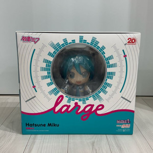 하츠네 미쿠 라지 넨도로이드