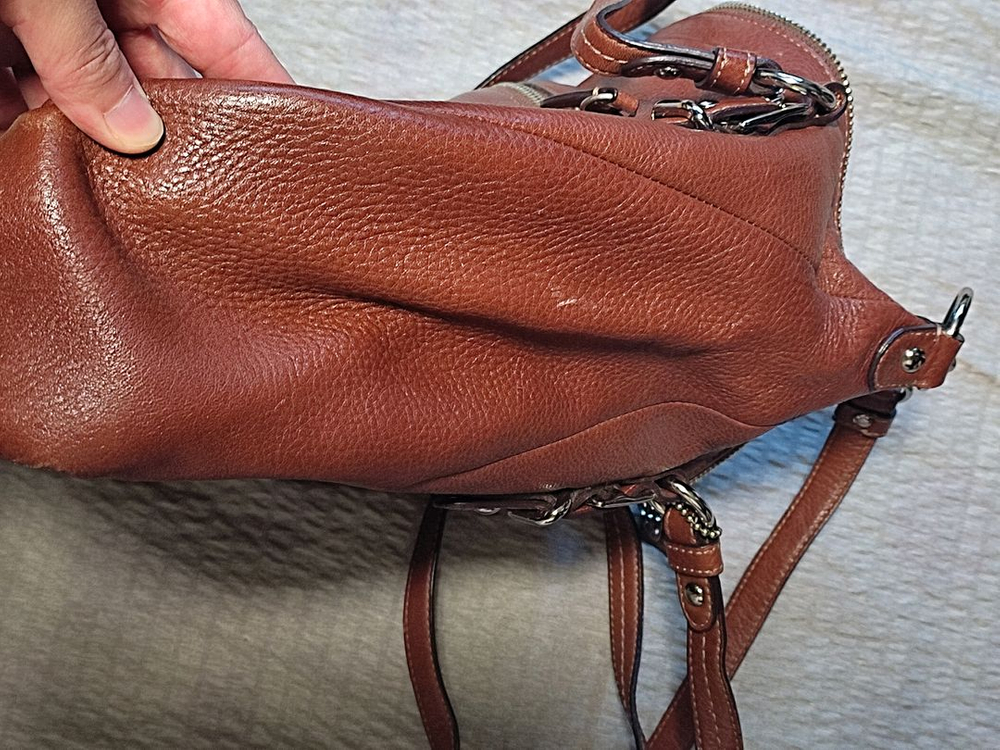 코치 브라운 크로스백 정품--4