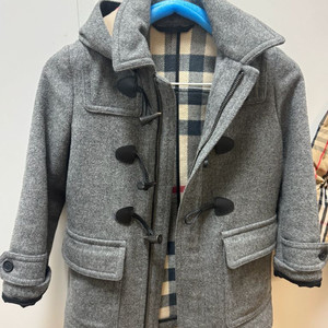 버버리 키즈 더플코트 6Y