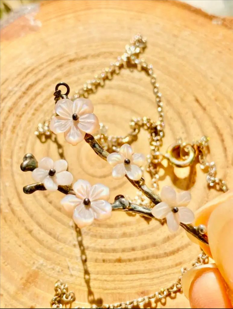 코퍼스크리스티 벚꽃실버목걸이--1