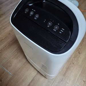 코웨이 제습기 AD-1615A 판매합니다.