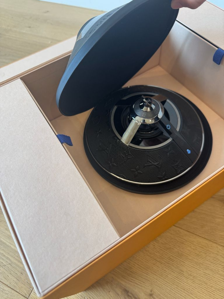 루이비통 호라이즌 라시트업 스피커LOA101064 이미지