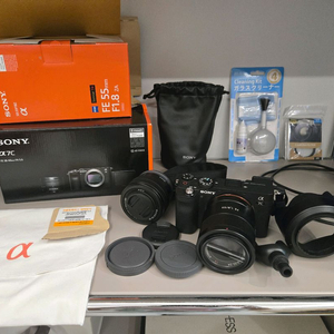 소니 A7C 풀프레임 미러리스 카메라 이미지