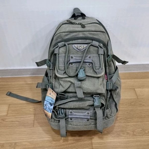[새제품]AERLIS 밀리터리 카키 백팩 가방 팝니다.