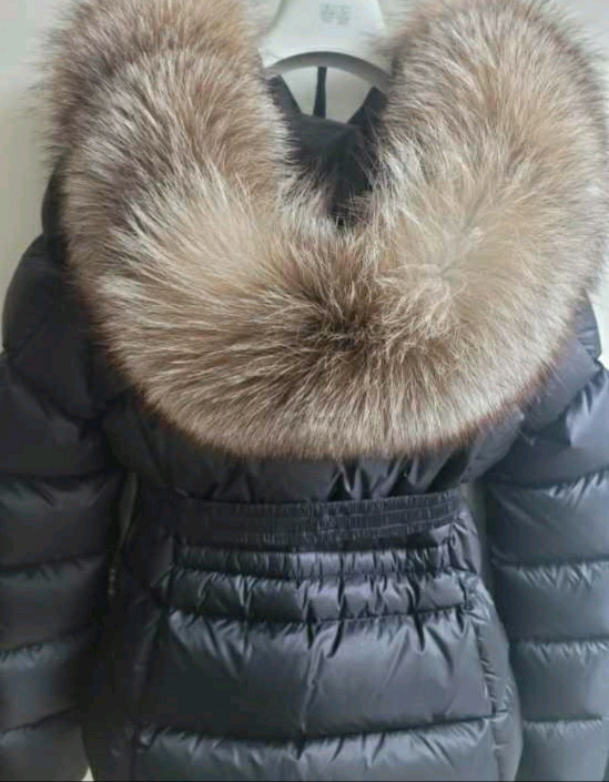 몽클레어 보에드 패딩 폭스퍼 이미지