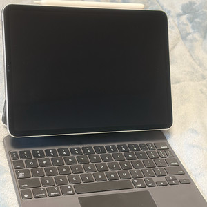 아이패드 프로 11인치 M1 3세대 256GB 셀룰러 실버+ 매직키보드 정품 + 애플펜슬2세대