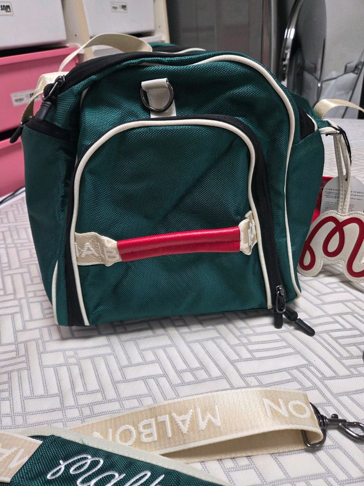 말본 퍼포먼스 라이트 보스턴백 팝니다--1