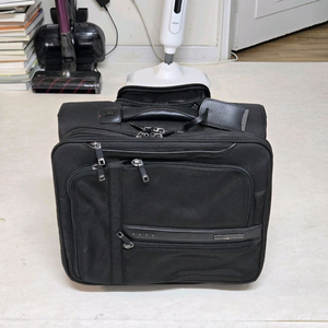 샘소나이트 블랙 롤러 기내용 캐리어