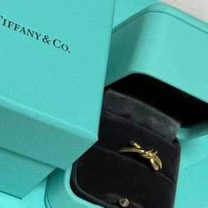 티파니앤코 노트링 (5.5 사이즈) 로즈골드 반지 팝니다!