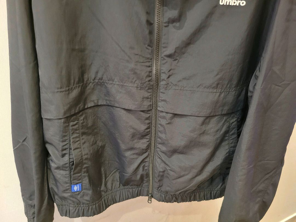 여성)엄브로 클래식 바람막이점퍼(90)--2