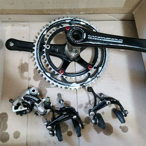 캄파놀로 벨로체 10단 그룹셋(일부)