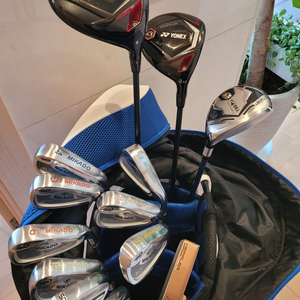 A급 남성초급용 고가모델 요넥스등 풀세트 저렴히 판매해요.