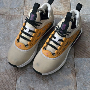 (230)나이키 조던 에어맥스 200 xx 처트니 스니커즈 운동화
