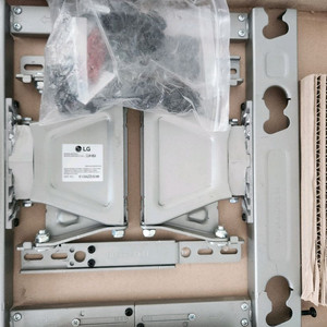 LG TV 브라켓 OLW480A