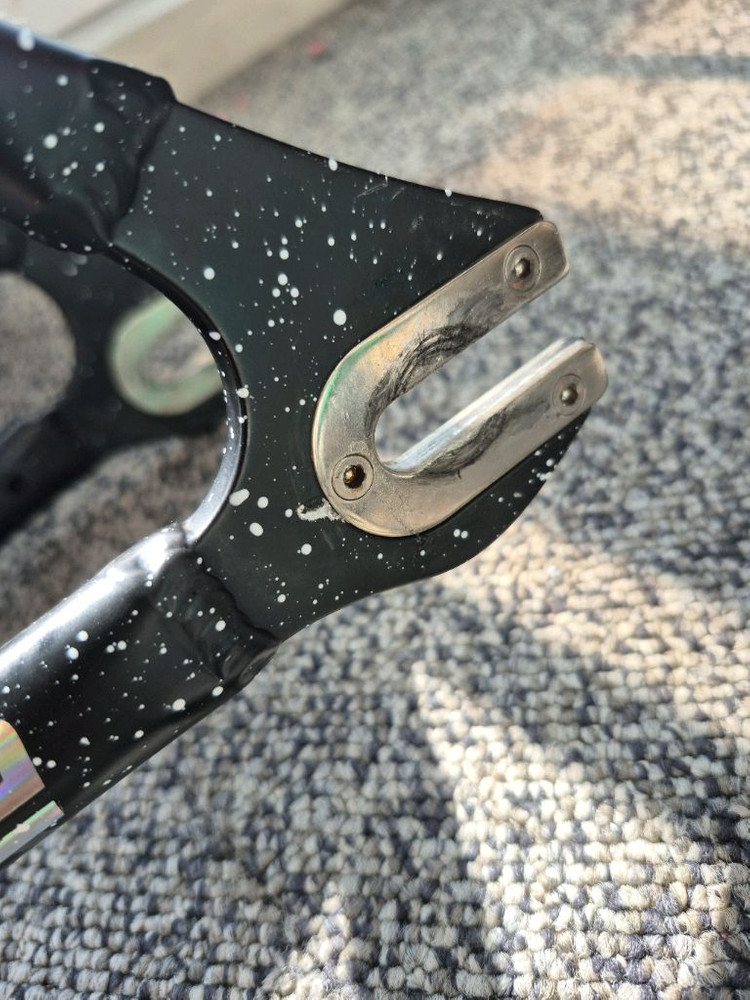 콘스탄틴 버나드 25년식 반차팔아요--6