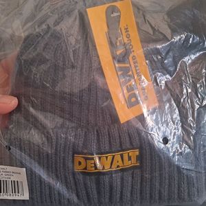 (새상품)디월트 비니 판매합니다