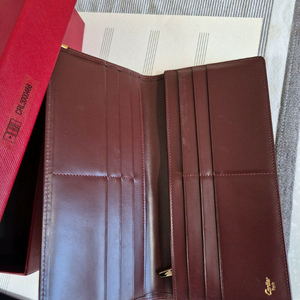 까르띠에 머스트 드 장지갑 버건디 이미지