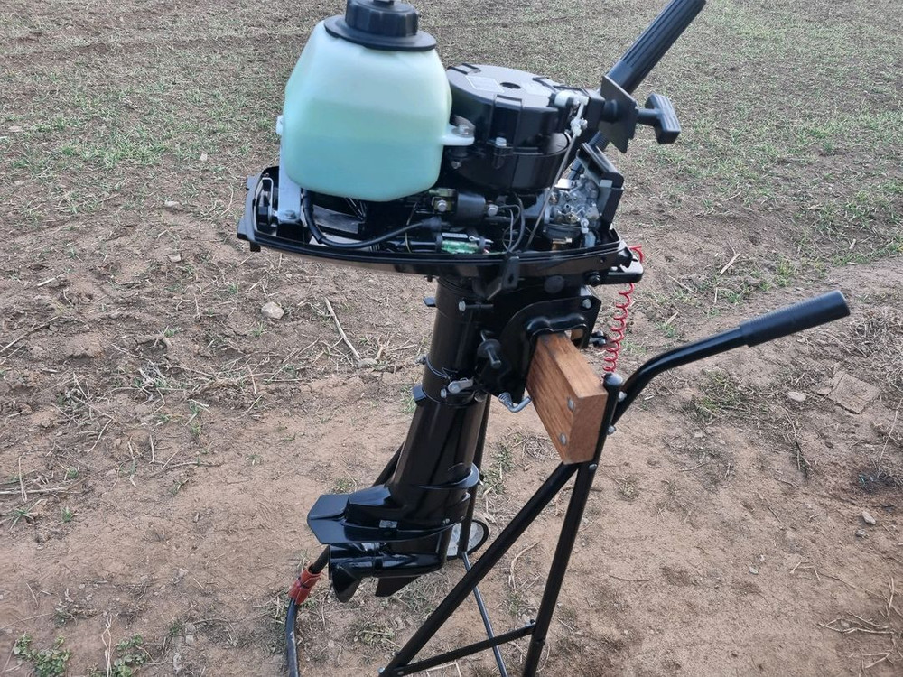 머큐리 4.9마력 선외기 이미지