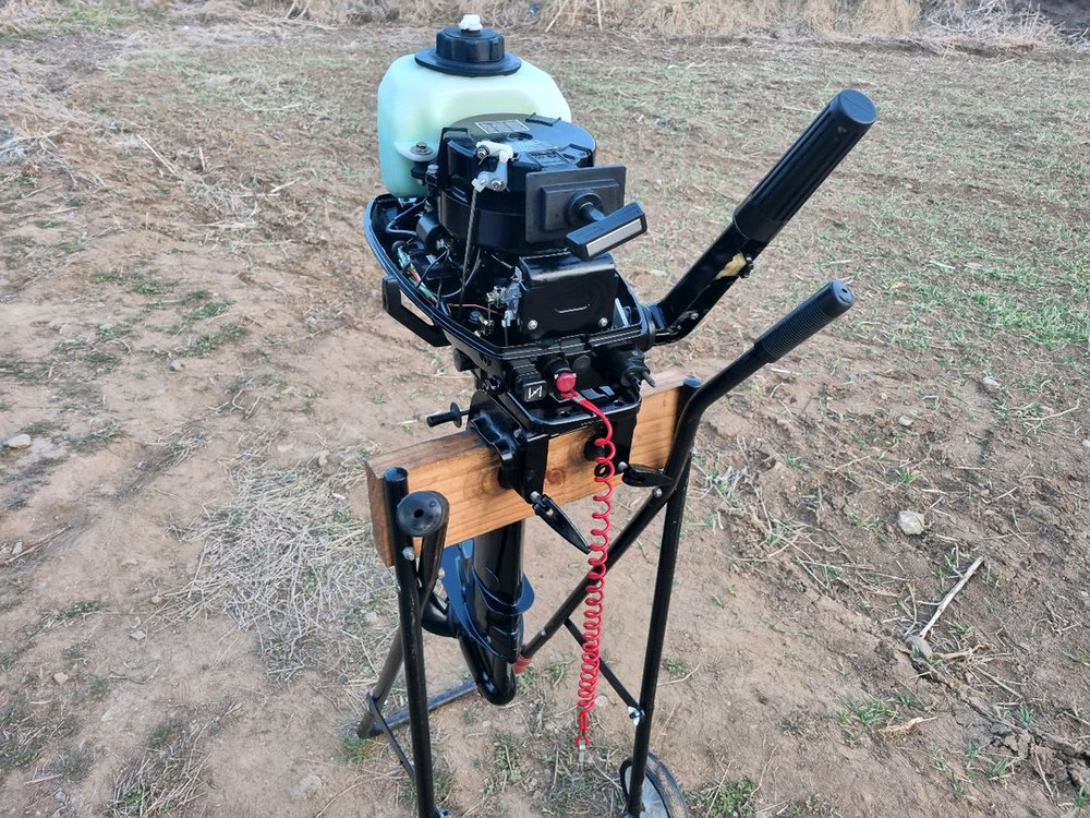 머큐리 4.9마력 선외기 이미지