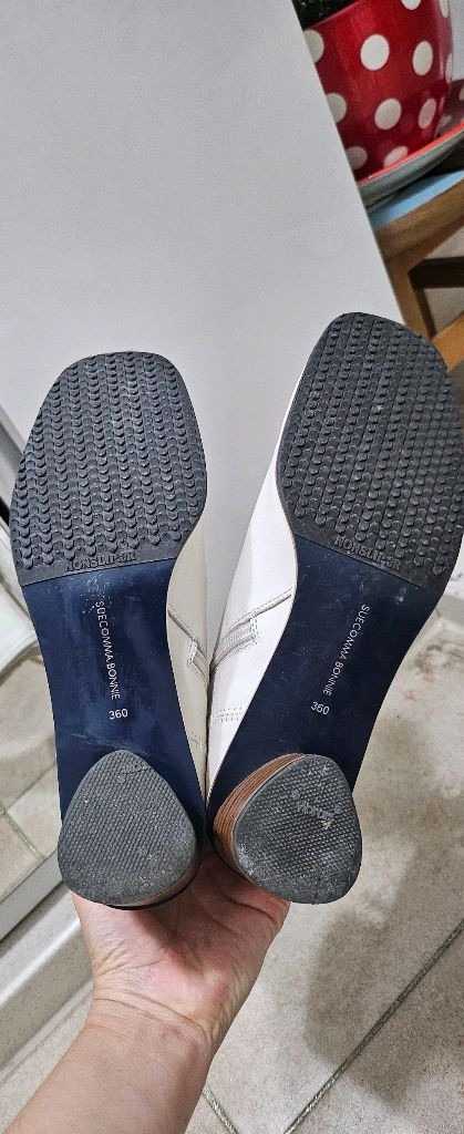 슈콤마보니 앵클부츠 이미지