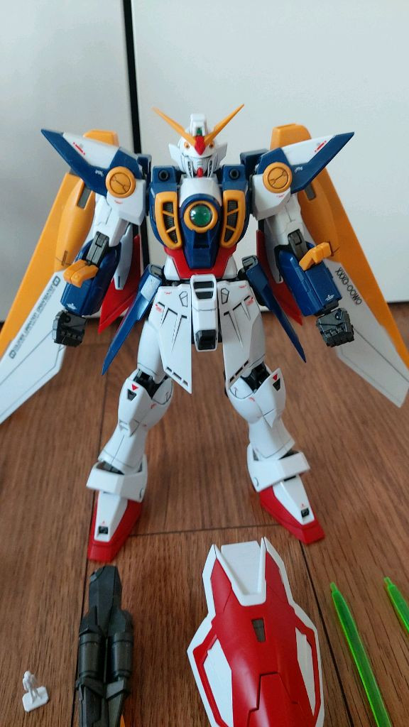 mg 윙건담 tv판 가조 판매합니다 (서비스 액션베이스 1)--1