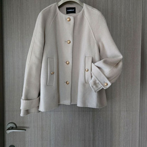 BY BRIDG IT 숏 울자켓 66