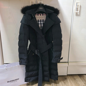 버버리 패딩 폭스퍼 롱패딩명품구찌루이비통프라다디올샤넬에르메스로로피아나호보백아바백팩