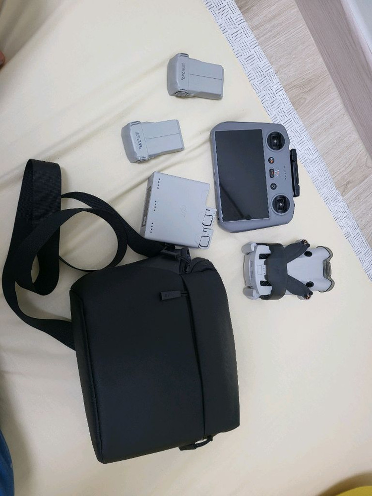 DJI 미니4프로 드론 플라이모어 콤보 플러스--1