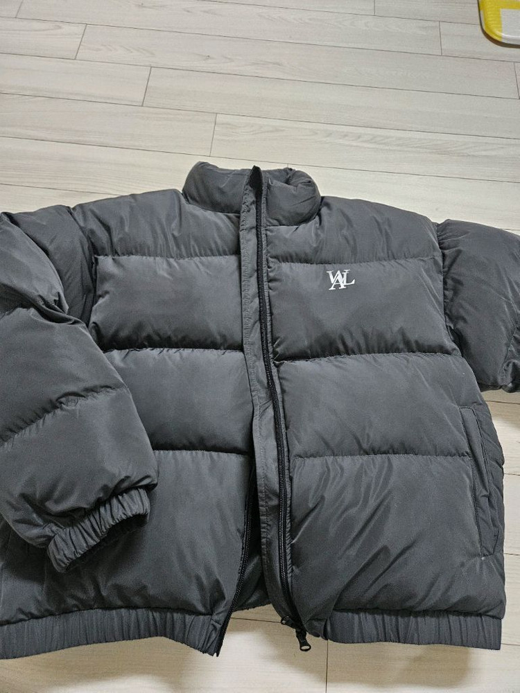 우알롱 패딩 거의 새상푸 이미지