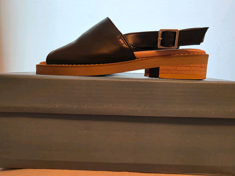 에일린 수제 소가죽 샌들 230--1