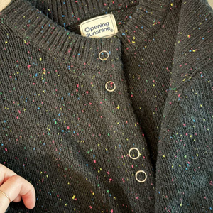 오프닝선샤인 Round neck wool crop knit cardigan