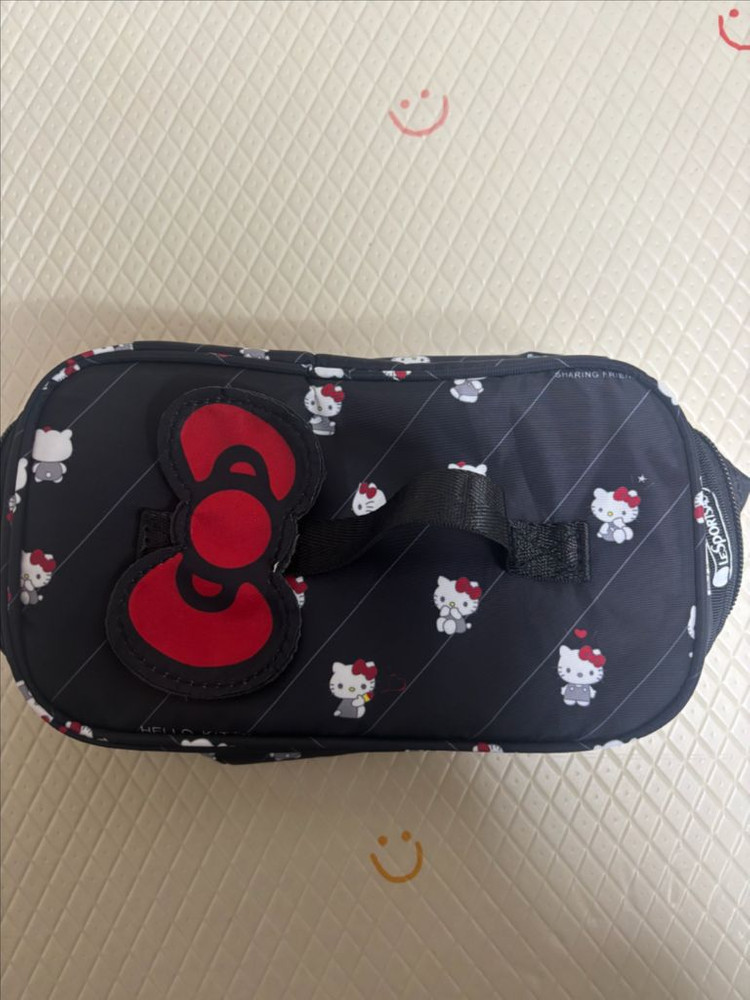 레스포삭 할로우키티 여행용 화장품파우치--1