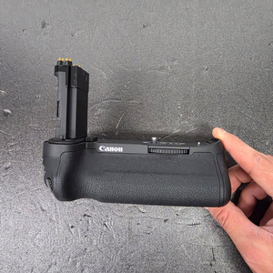 캐논bg-20 오막포세로그립 판매합니다