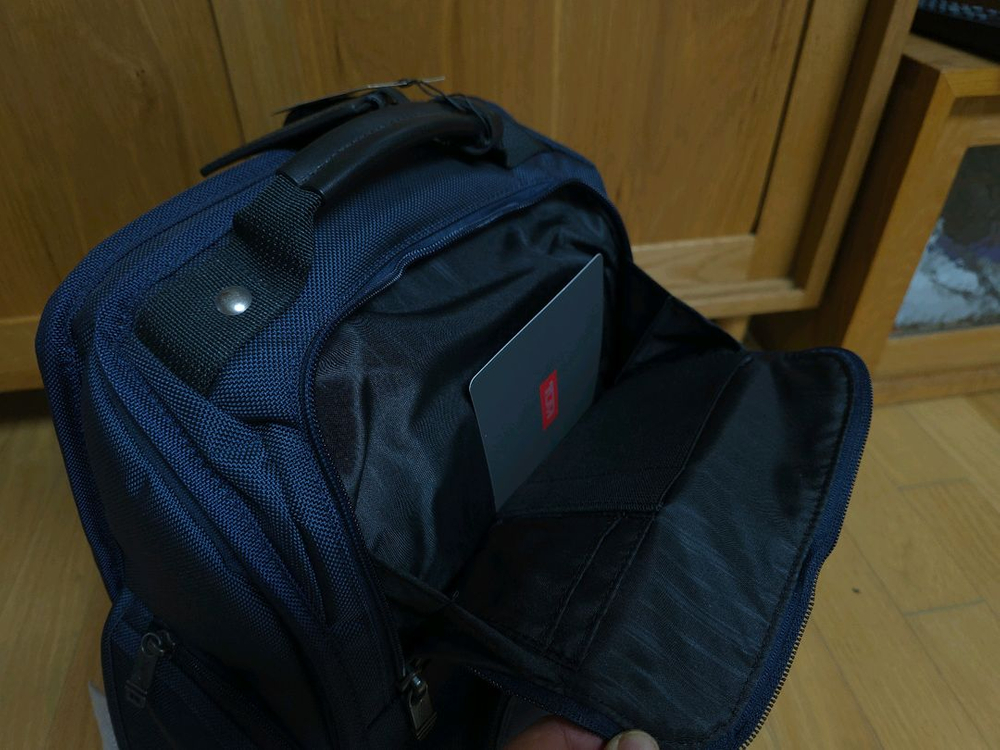 TUMI 알파 컴팩트 랩탑 블리프 백팩 이미지