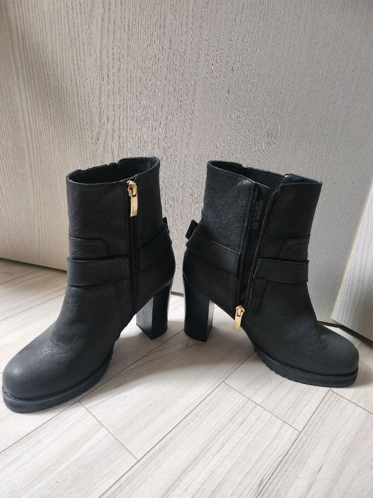 슈콤마보니 버클 앵클부츠(240) 이미지