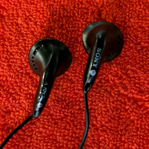 소니 워크맨용 짧은줄 이어폰(SP).