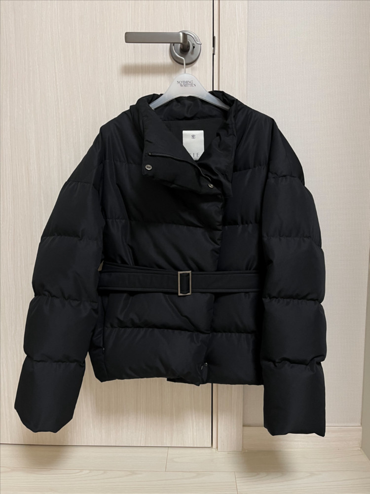 시에 SIE 이브 숏 구스다운 패딩 블랙 (+벨트,옷걸이)--1