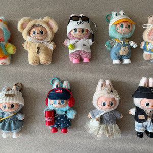 (새상품)라부부 옷세트(인형 그대로 드려요!)