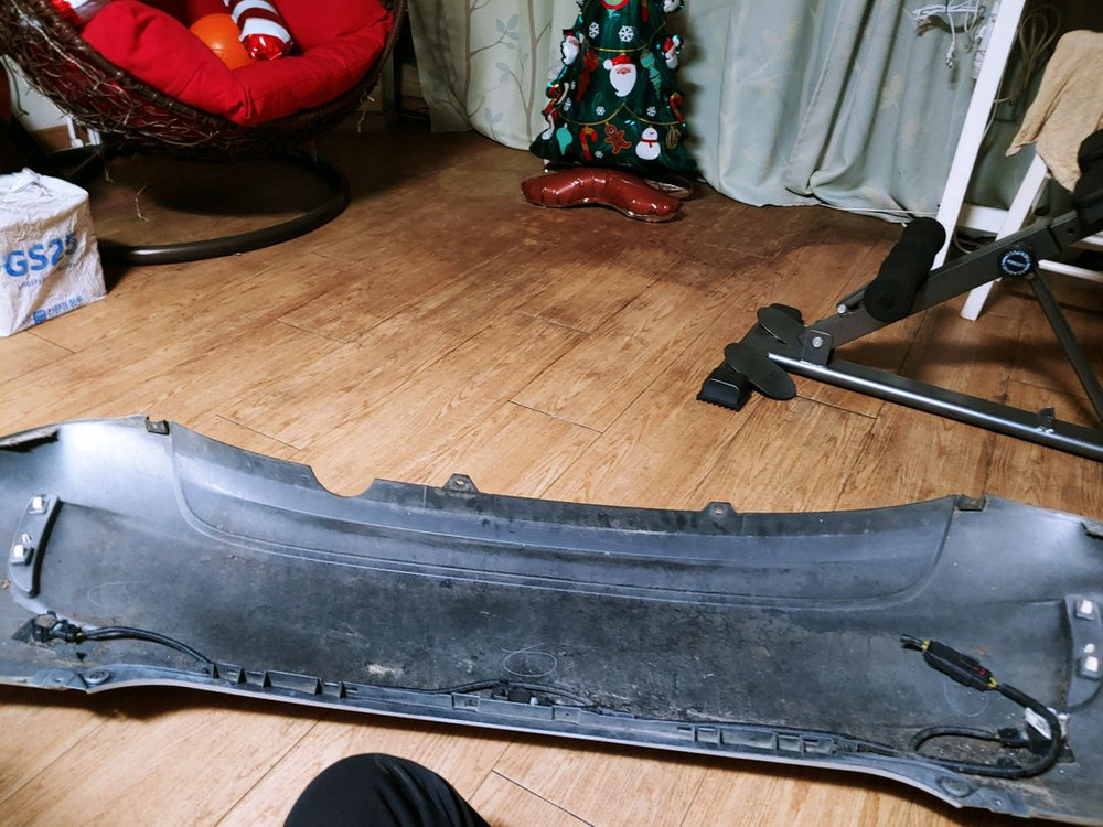 중고 쉐보레 넥스트스파크 뒷 범퍼 2만5천원에 팝니다. 색상 gv8, 후방 주차 센서 있음 이미지