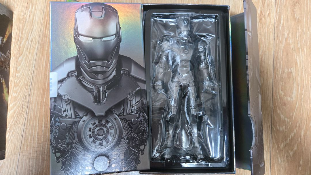 ZD TOYS 1/10스케일 아이언맨 피규어 9종 신품 일괄 팝니다--2