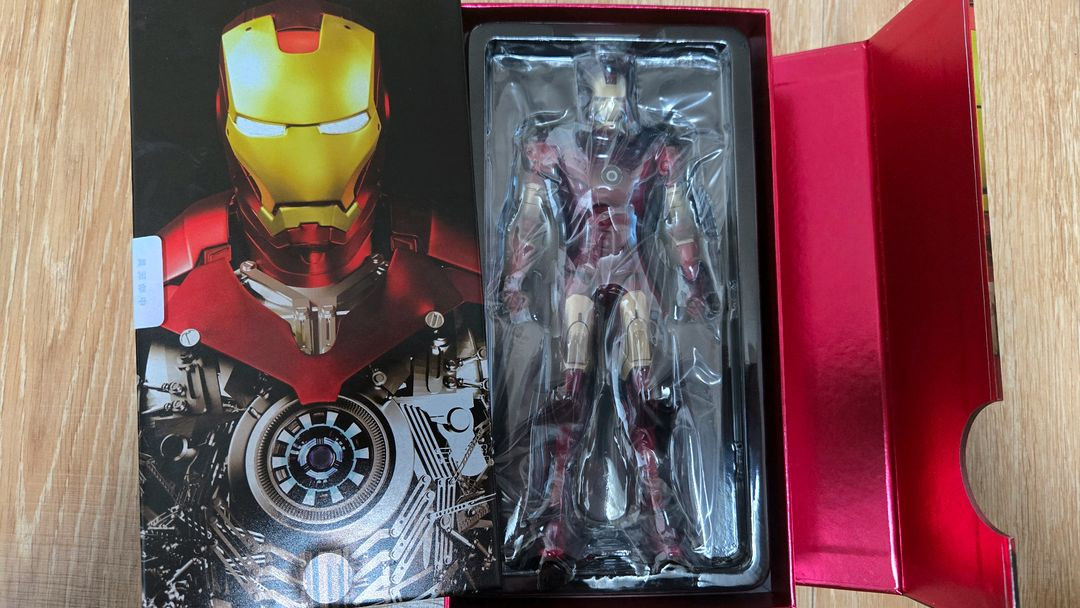 ZD TOYS 1/10스케일 아이언맨 피규어 9종 신품 일괄 팝니다--3