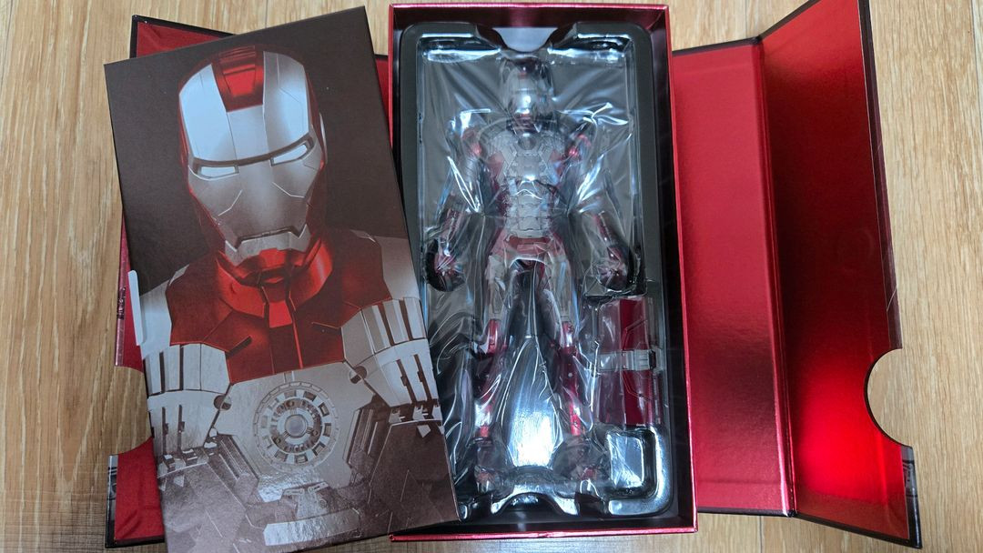 ZD TOYS 1/10스케일 아이언맨 피규어 9종 신품 일괄 팝니다--5