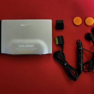 소니워크맨 WM-701C 깨끗한 풀세트 정상작동품