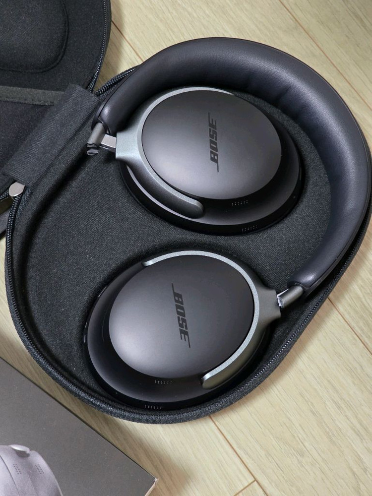 BOSE 보스 QC 울트라 헤드폰 블랙 풀박스--1