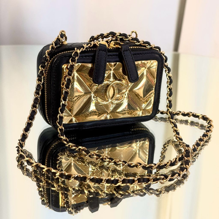 샤넬 31번대 플레이트 파티 미니 베니티 체인 크로스백--3